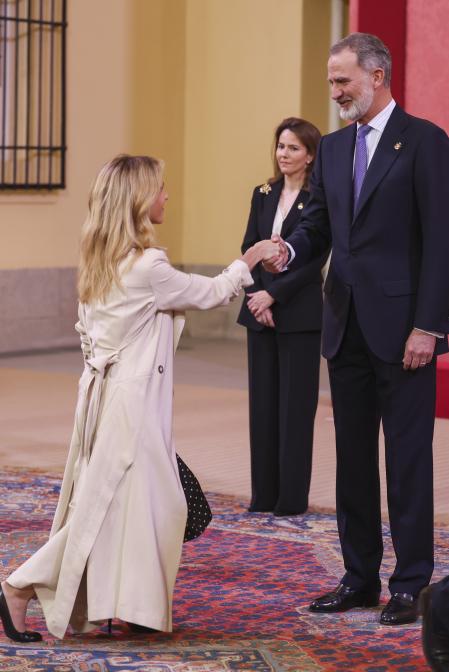 Max Pradera 🚀 (@maxpradera) on Twitter photo 🧵1/ El desprecio de la derecha hacia <a href="/sanchezcastejon/">Pedro Sánchez</a> va más allá de la amnistía o la corrupción. Es un rechazo profundamente simbólico y clasista.
Vamos a desentrañar por qué. 👇 🧵1/ El desprecio de la derecha hacia <a href="/sanchezcastejon/">Pedro Sánchez</a> va más allá de la amnistía o la corrupción. Es un rechazo profundamente simbólico y clasista.
Vamos a desentrañar por qué. 👇