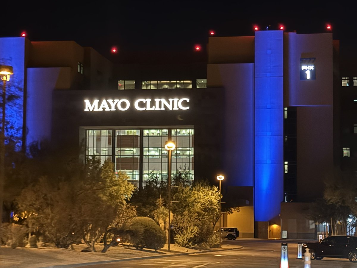 Excited to give Grand Rounds at Mayo Clinic Arizona (<a href="/MayoClinicAZID/">MayoArizonaID</a>) tomorrow! Had a lovely dinner tonight catching up with friends and meeting the wonderful faculty and fellows here.