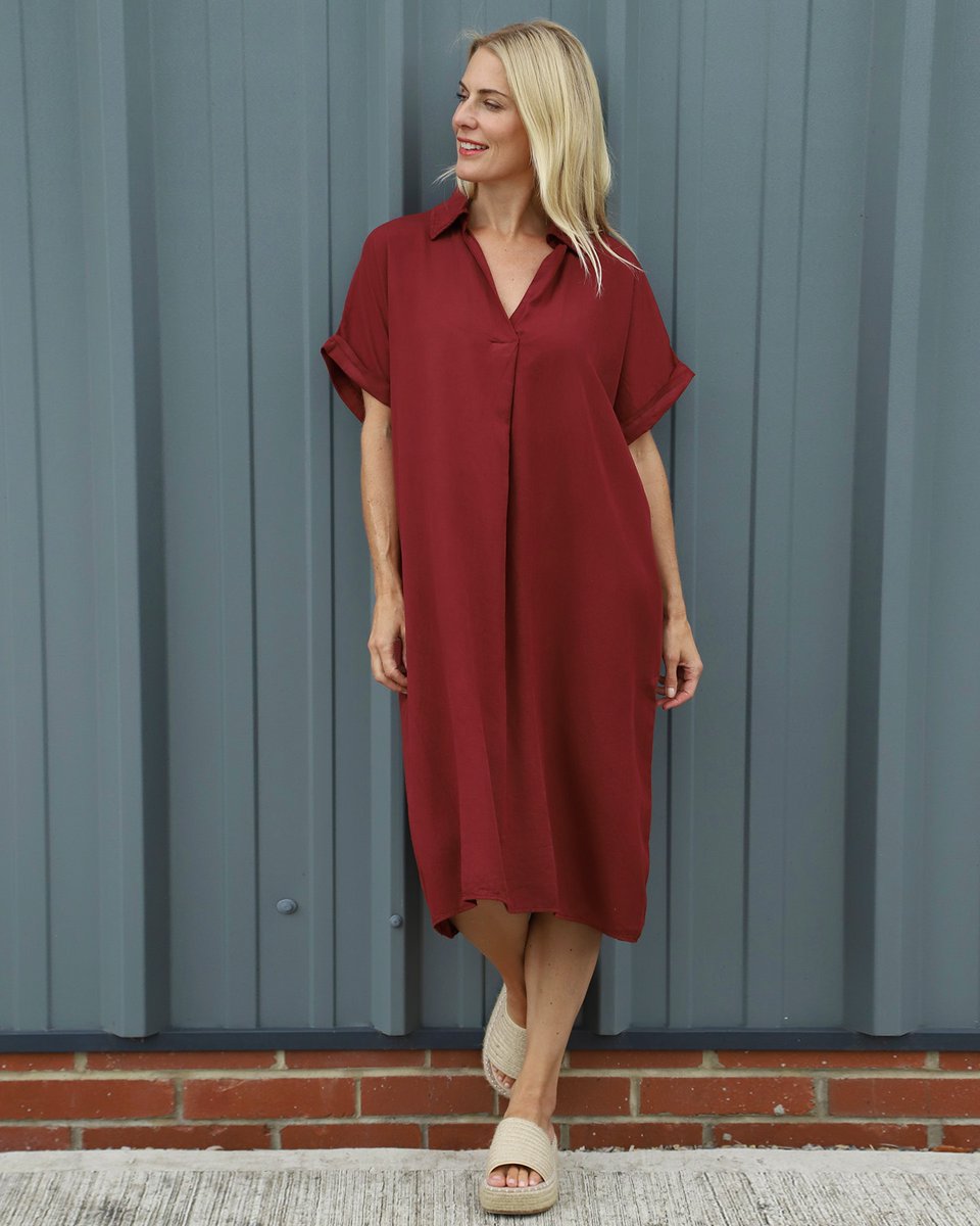 KitandKaboodal's tweet photo. Stay sophisticated and chic in out Chappell V-Neck Dress. Which shade will you choose? 🎨

Now Only £25.90 with code 'BIG30'

https://t.co/OpPclUG0sX https://t.co/JwgLebQYpU