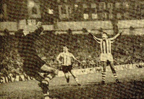 Goles centenarios (I)
Hasta el 1.500
Puede que hablar de goles en este momento de la Real Sociedad sea casi como mentar la soga en casa del ahorcado, pero es otra manera de conocer su historia.
txuriurdinak.com/goles-centenar…

#RealSociedad #LaLiga #UEFA