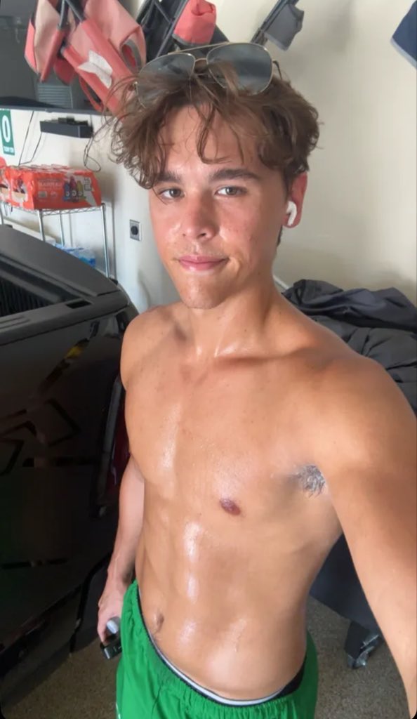 I’ve never wanted to taste deodorant before, but Brandon has me craving it. Imagine sticking your dick in that sweaty creamy pit too