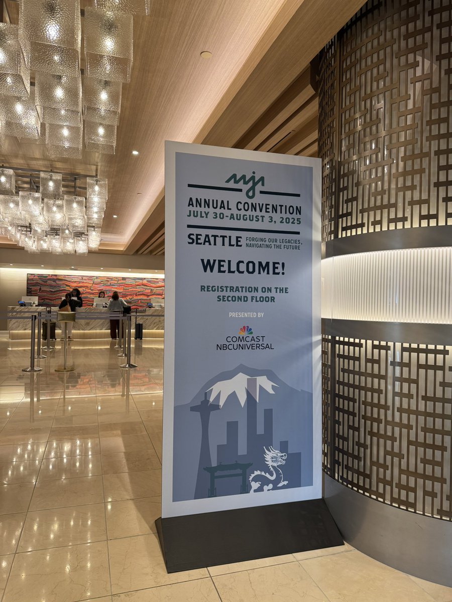 Sydney Chan (@sydneyo_chan) on Twitter photo Here we gooo 🙌🙌 time to get #aaja25 started!! <a href="/aaja/">Asian American Journalists Association est. 1981</a> <a href="/AAJAsports/">AAJA Sports</a> Here we gooo 🙌🙌 time to get #aaja25 started!! <a href="/aaja/">Asian American Journalists Association est. 1981</a> <a href="/AAJAsports/">AAJA Sports</a>