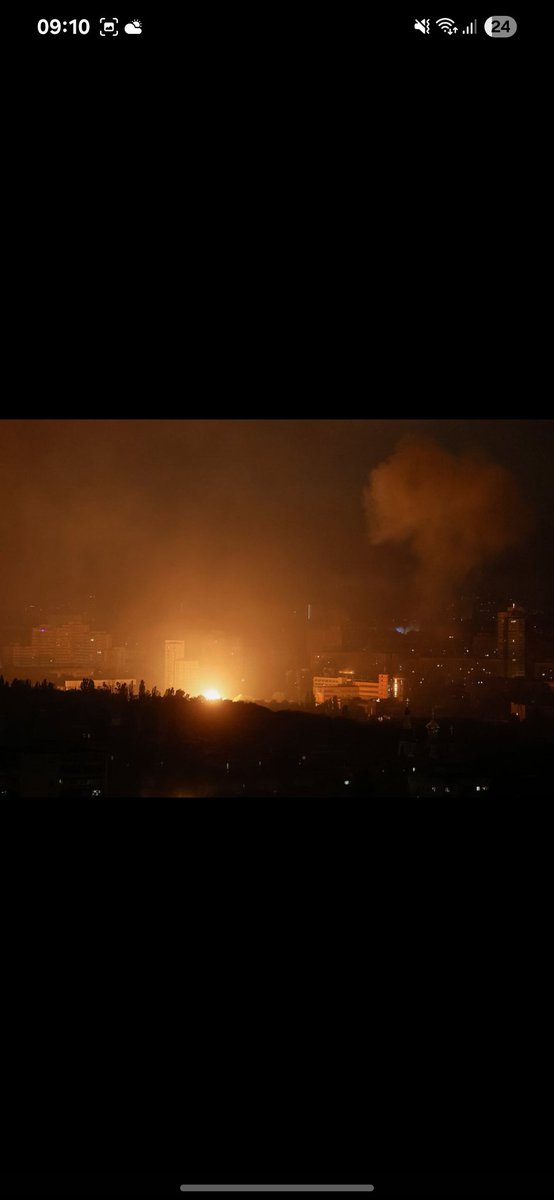 Reuters: Russia unleashed a combined missile and drone attack on Kyiv, killing at least six people, including a child, and wounding dozens more, local officials said on Thursday.