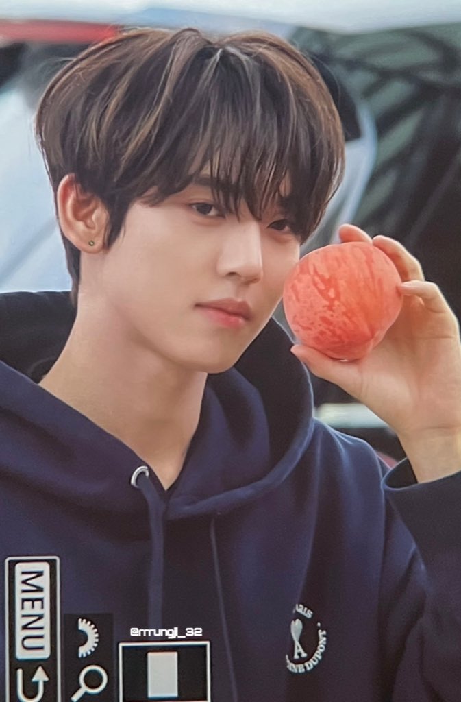 250731 아기복숭아..🩷

#한유진 #HANYUJIN #ハンユジン #韓維辰  
#제로베이스원 #ZEROBASEONE #ZB1