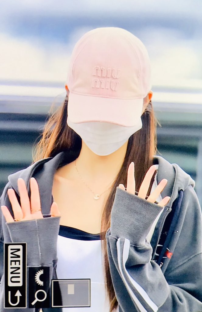 250731 원영
원영아 잘 갔다와❤️
#아이브 #IVE #장원영 #원영 
#JangWonyoung #WONYOUNG