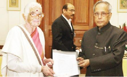 Former Pramukh Sanchalika of Rashtra Sevika Samithi Vandaneeya Pramila Taayi Medhe (97years) passes away in Nagpur. #OmShanti