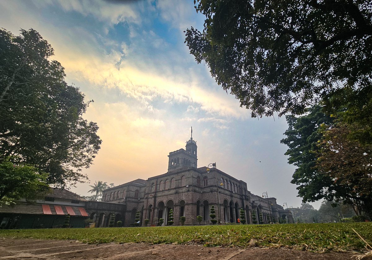 OmkarsClicks's tweet photo. Mobile photography is fun too. Prove it, share a recent favourite.
#S23Ultra
#PuneUniversity
#Theme_pic_India_heritage https://t.co/T5gMyiTXyC