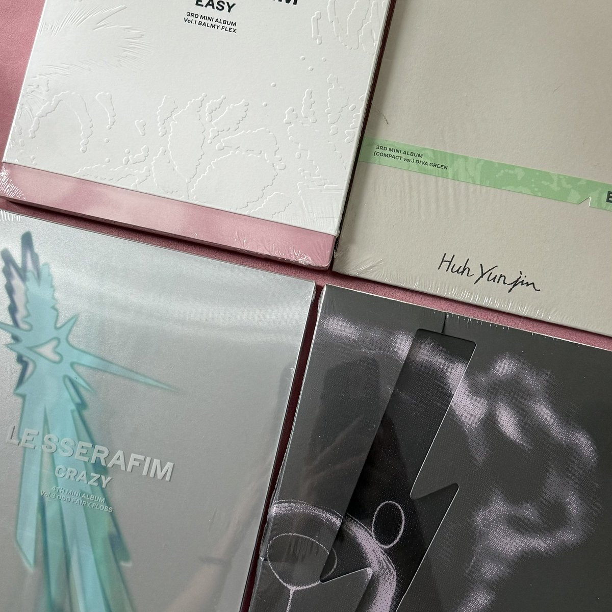EASY CRAZY HOT in mnl giveaway
❥ official photocards and sealed albums

⤷ mbf, like &amp; rt
⤷ strictly 1:1
⤷ will be given randomly 

location &amp; time tba! 
#EASY_CRAZY_HOT_IN_MANILA
#EASY_CRAZY_HOT #LE_SSERAFIM