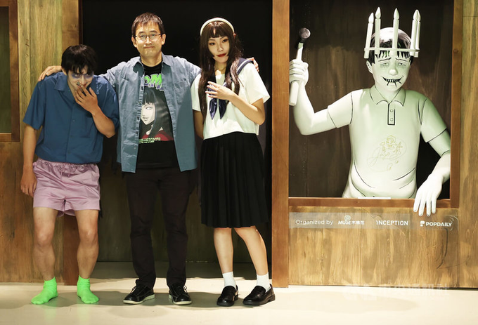 #TalDíaComoHoy pero de 1963, nacía Junji Ito (<a href="/junjiitofficial/">伊藤潤二</a>), maestro del terror moderno y el ejemplo más claro de que el shojosei no es solo romance. 伊藤 潤二先生, お誕生日おめでとう!! 🥳🥳