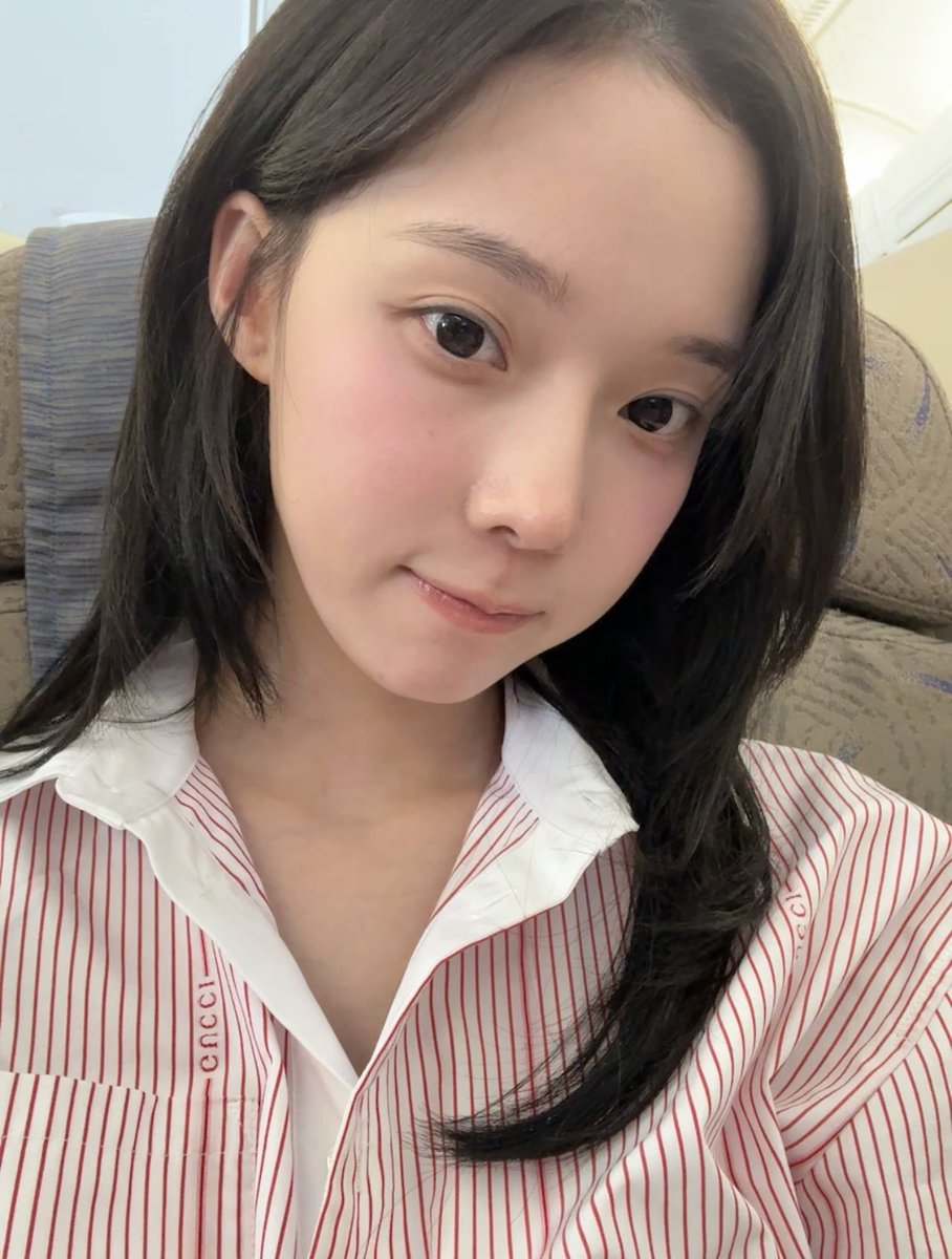 nookker_ss's tweet photo. นอกจากน้องแก้มหอมแล้วยังเป็นน้องตาแป๋วด้วย ㅠㅠ https://t.co/1QwZoT9Mo7