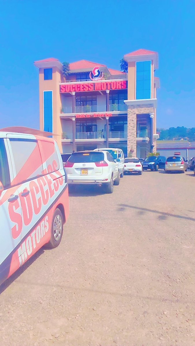 Good morning. 
I decided to pass by Success Motors to check out a car that would fit my budget😁. If you are looking for the best car deals around, look no further. 
"Walk in, Drive out".