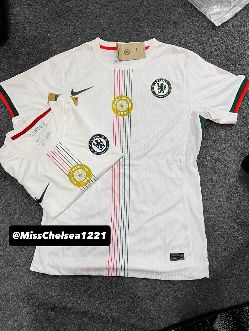 Naomba Mshow #Love kwa Repost🙏😍

👉Size S_______2XL
👉Bei   27,000/=

Wa.me/+255623346245
Au 0714336827

👉Duka lipo kariakoo.Pia tunatuma NCHI NZIMA