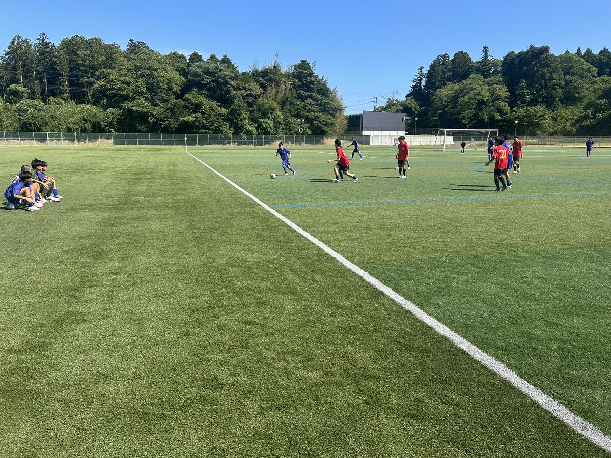 hakubasummercup's tweet photo. 松島サッカーフェスティバルU14開幕！

⚽️開幕試合⚽️
#ジュニオールR 1-0 #KAWAGUCHI
#アヴィエール 1-1 #サイバーステーション https://t.co/c2b4ZJweh3