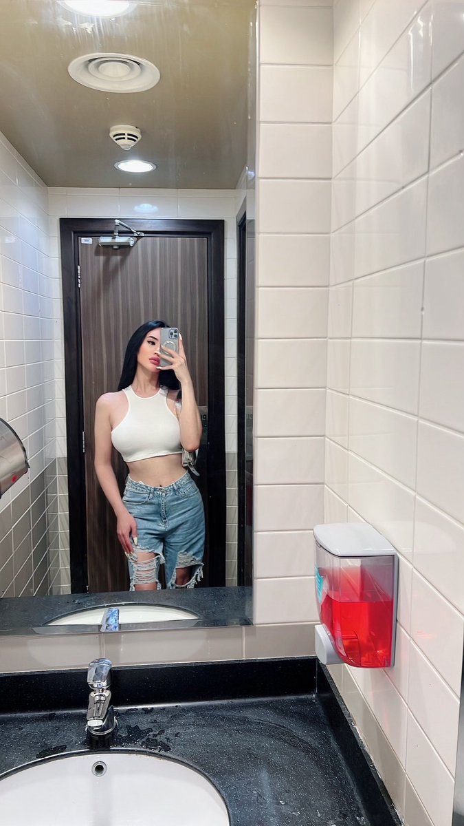 🤍🏳️‍⚧️