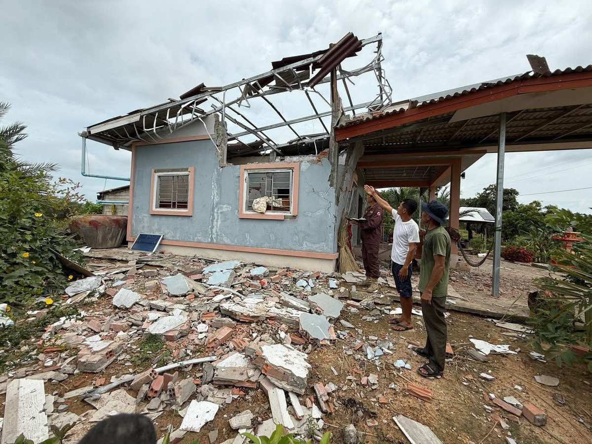 chea_sopheap's tweet photo. On July 31, 2025, CMAC’s EOD experts identified 9 new bombing sites, including 4 bomb craters and 5 unexploded bomb holes, all linked to recent bombardments (July 24-28) by the Thai Air Force using MK-84 bombs. See more: https://t.co/dXTMigkQDO https://t.co/xRQfF0h6cQ