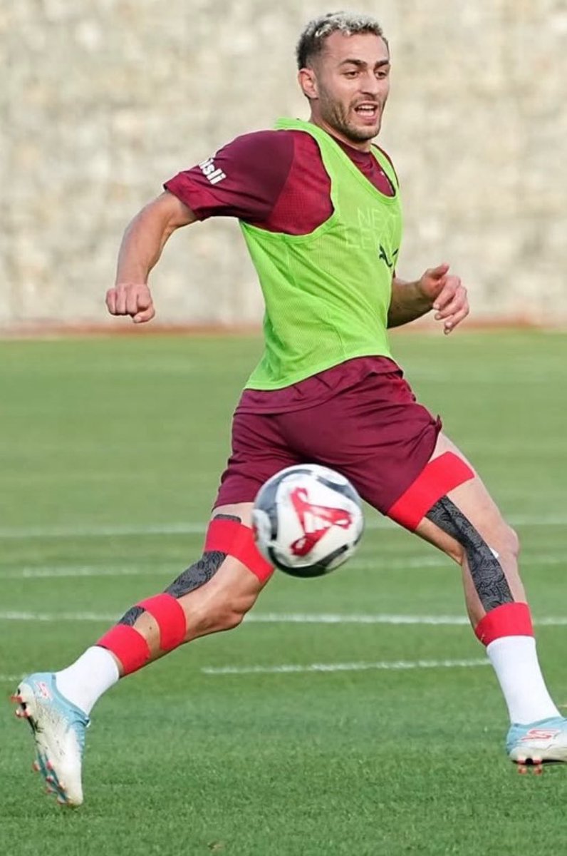 cnm niye kendini bu kadar bantladin hediye paketi olmussun ksksldöndöldldlmdldnmd