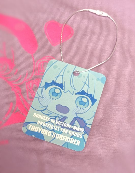 Tシャツにこのタグつけようとしたら付けられる場所がなかったわよ～～～ン(ひもなしで同梱だけします) 