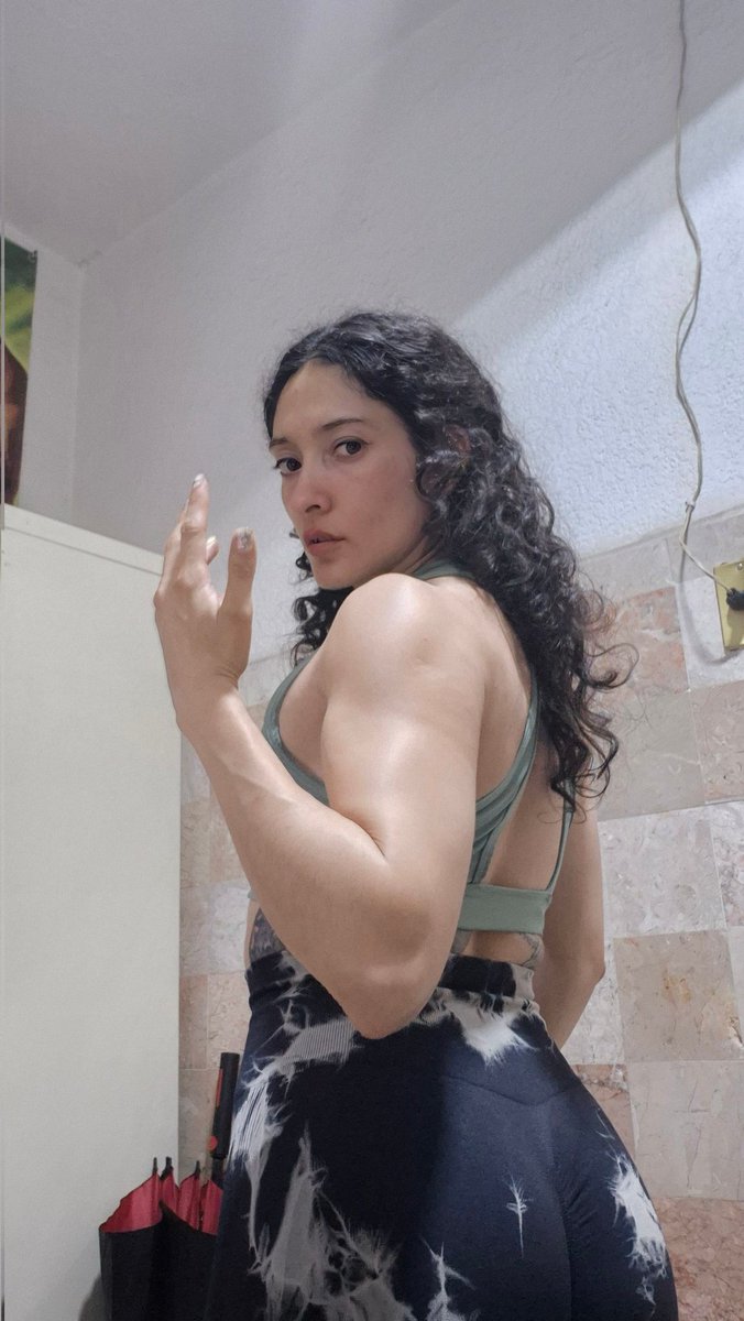 ela_yums's tweet photo. Me parece que sí lo logramos jajajajaj 🤭 pero quiero más jajajaj https://t.co/mhyJoyM5kW