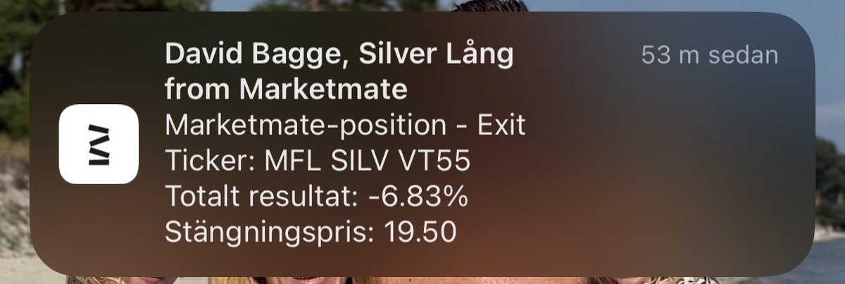 Bortse från denna. Börsen var inte ens öppen (08:00). Silver är inte sålt.

Någon enskild order som triggade automatisk stop loss på plattformen.