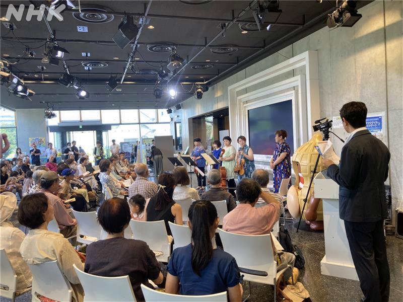 ✨#ランチタイムコンサート✨

#アンサンブル・ロータス による

#クラリネット と #弦楽器 の アンサンブル❗

本日も満員御礼 💝

みんな一緒に歌ってくれてありがとう🎤👨‍👩‍👧‍👦

夏休みの思い出になったかな❓

また来てねー❤️

詳細はこちら👇
event.nhk.or.jp/e-portal/detai…

 #夏休み #NHK