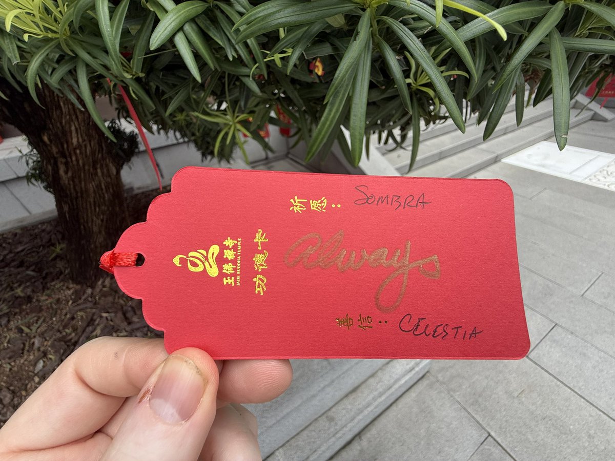 AndyPriceArt's tweet photo. Hey, #mlp “Reflections” fans… now it’s real. In Shanghai at a temple #comics https://t.co/fmMpWUKu1A