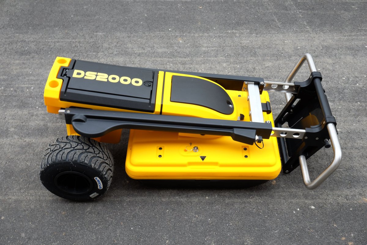 SITML's tweet image. Before you dig, detect.
The Leica DS2000 dual-frequency radar uncovers underground utilities with clarity + speed. 🛰️⚠️

📡 GNSS compatible
🚧 Real-time utility mapping
🔗 sitml.com

#UtilitySurveying #LeicaDS2000 #GPRTech #SafeConstruction #SubsurfaceMapping