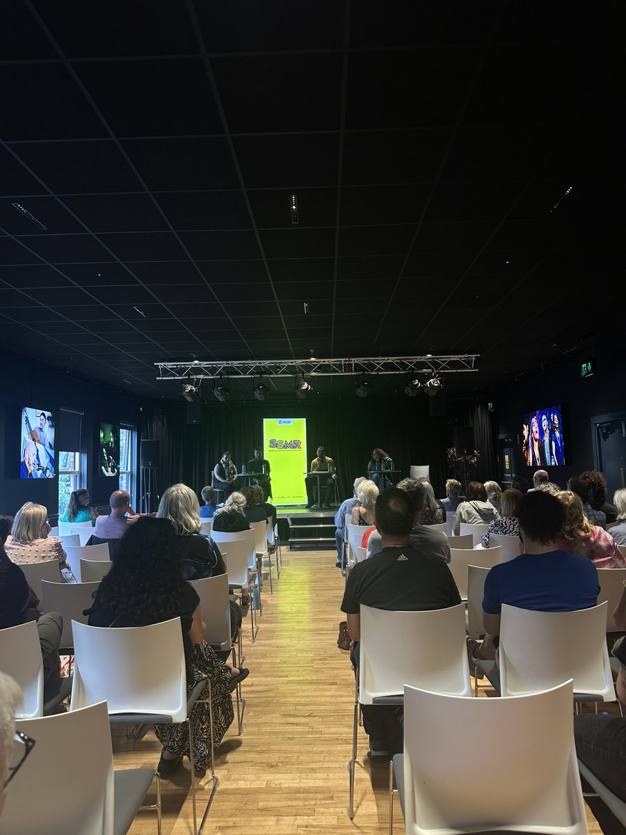 MochArMaidin (@mocharmaidin) on Twitter photo Ag teacht aníos ar an chlár...
💻 Amy Uí Ríordáin & Wikipedia in Éirinn ag súil le straitéis Gaeilge a réiteach don chiclipéid ar líne
🎶 Bláithín Mhic Cana & Tempest ag <a href="/BelfastTradF/">Belfast TradFest</a> anocht
⭕️ Cearta: I dtreo Mórshiúl Náisiúnta na nGael ag Scoil Samhraidh Mhic Reachtain Ag teacht aníos ar an chlár...
💻 Amy Uí Ríordáin & Wikipedia in Éirinn ag súil le straitéis Gaeilge a réiteach don chiclipéid ar líne
🎶 Bláithín Mhic Cana & Tempest ag <a href="/BelfastTradF/">Belfast TradFest</a> anocht
⭕️ Cearta: I dtreo Mórshiúl Náisiúnta na nGael ag Scoil Samhraidh Mhic Reachtain