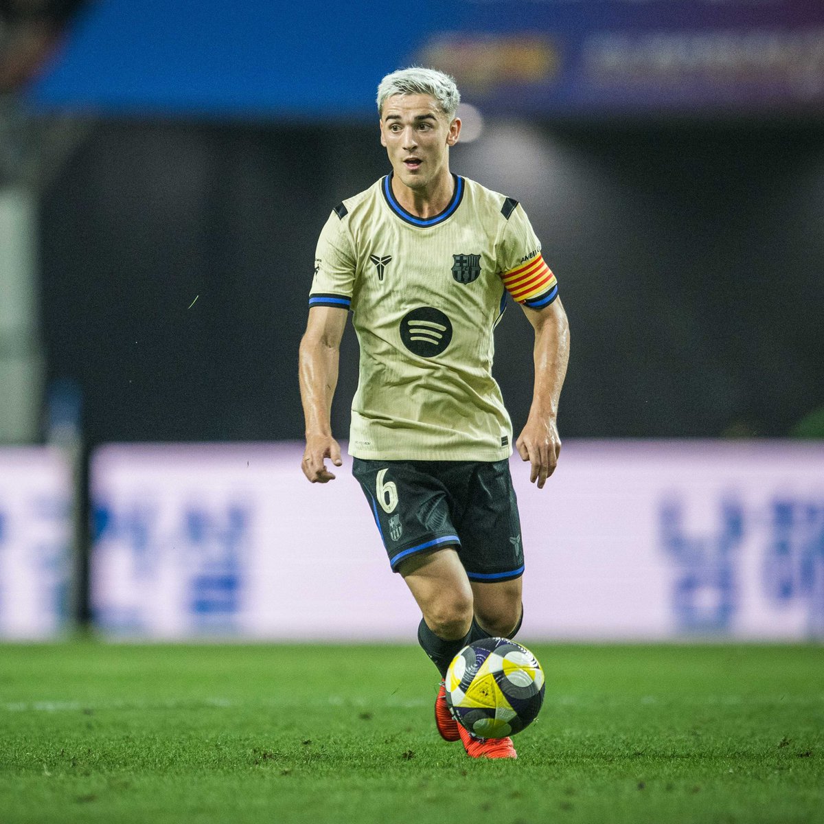 El control orientado en su gol, solo te lo firma un jugador top mundial. Que razón tenía Gavi cuándo dijo “la gente se cree que no sé jugar a futbol”. Otro día más, callando la boca de todo el mundo. Todo lo bueno que le pase, se celebrará el triple. 6️⃣❤️ #gavi #fcblive