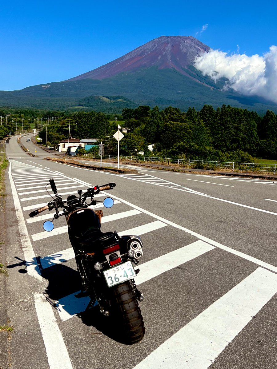 赤富士 赤富士 赤富士 赤富士 2001 Kawasaki ZX-11 | Bike-urious