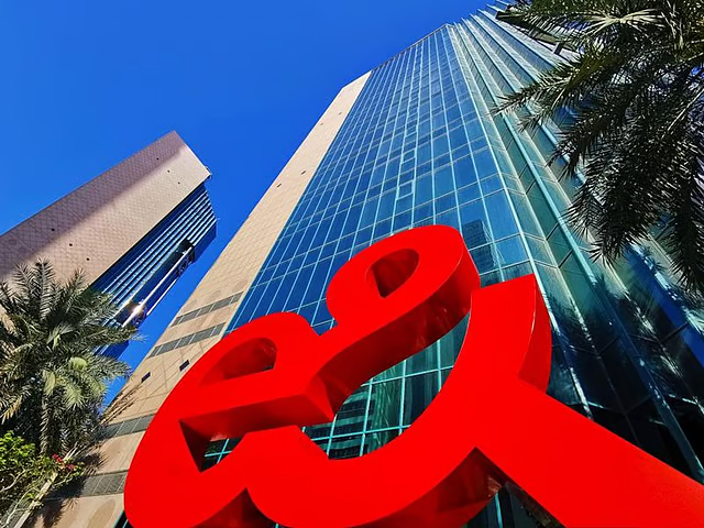 e&amp; doubles down on AI, cloud as H1 profits soar 60% gulfnews.com/business/marke… <a href="/eAndUAE/">e& UAE</a>