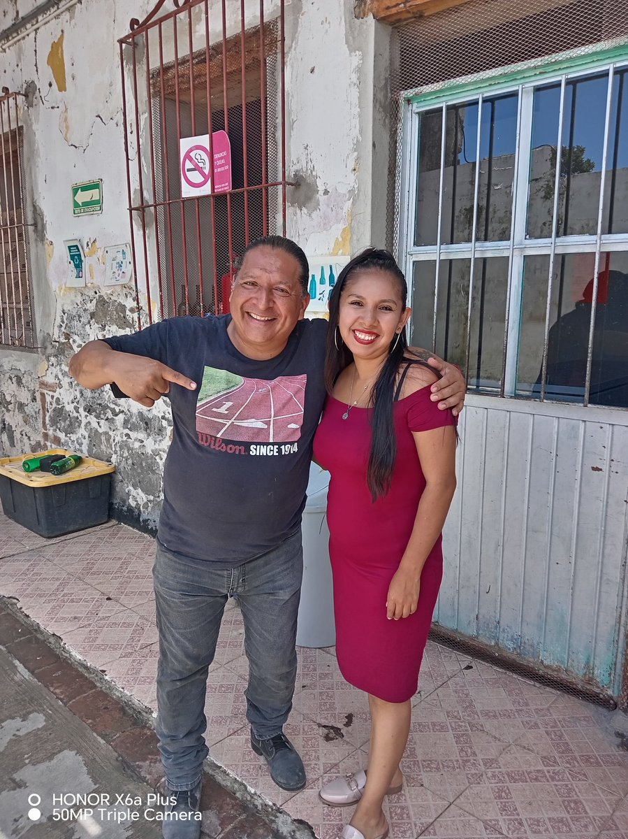 cuisine_bizchos's tweet photo. #FelizJuevesParaTodos 
Mi compañera de trabajo 
.
#Chipi
.
#FelizCumpleanos 
#coatepec #Veracruz #Mexico 
.
#TelodijeSalomé
#OrgullosamenteMesero
.
#FelizJueves 
@rocionahle en el #2026 quiero estar en el ayuntamiento área #Turismo https://t.co/nLnTt11MVi