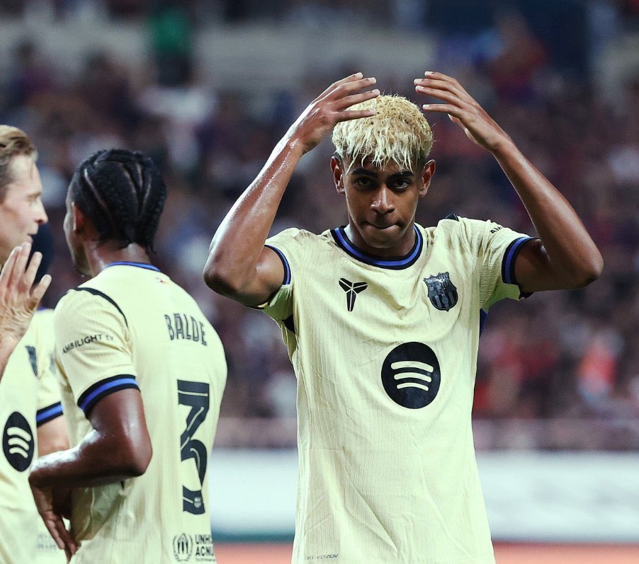 “No tiene gol”
“El nuevo Ansu Fati” 
“Le va a pesar la 10”
“Sigue pensando en enanos” 

Mamarán de Lamine Yamal.