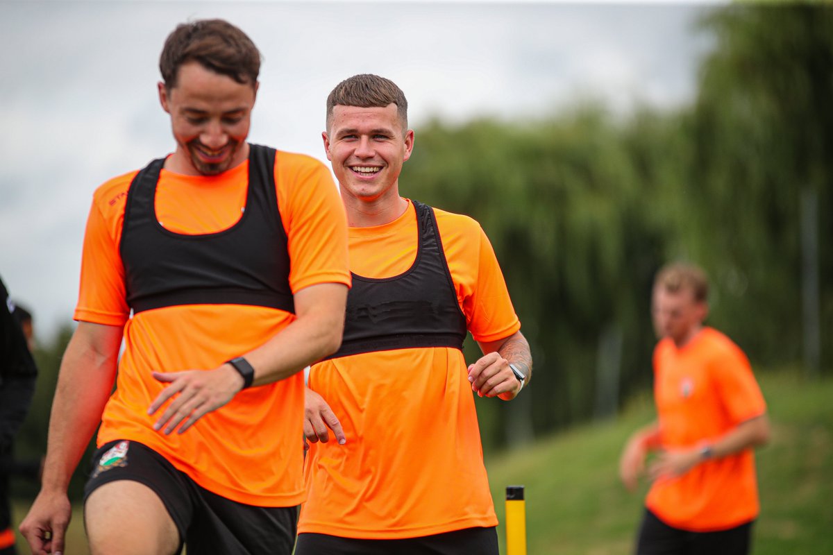 Barnet FC 🐝 tweet media