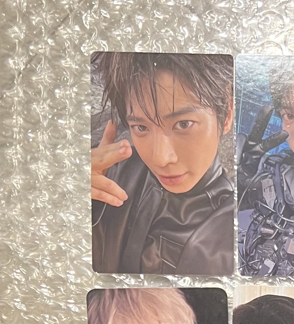 YJ tweet media