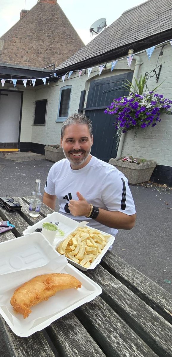 showmethewaytogohome tweet media