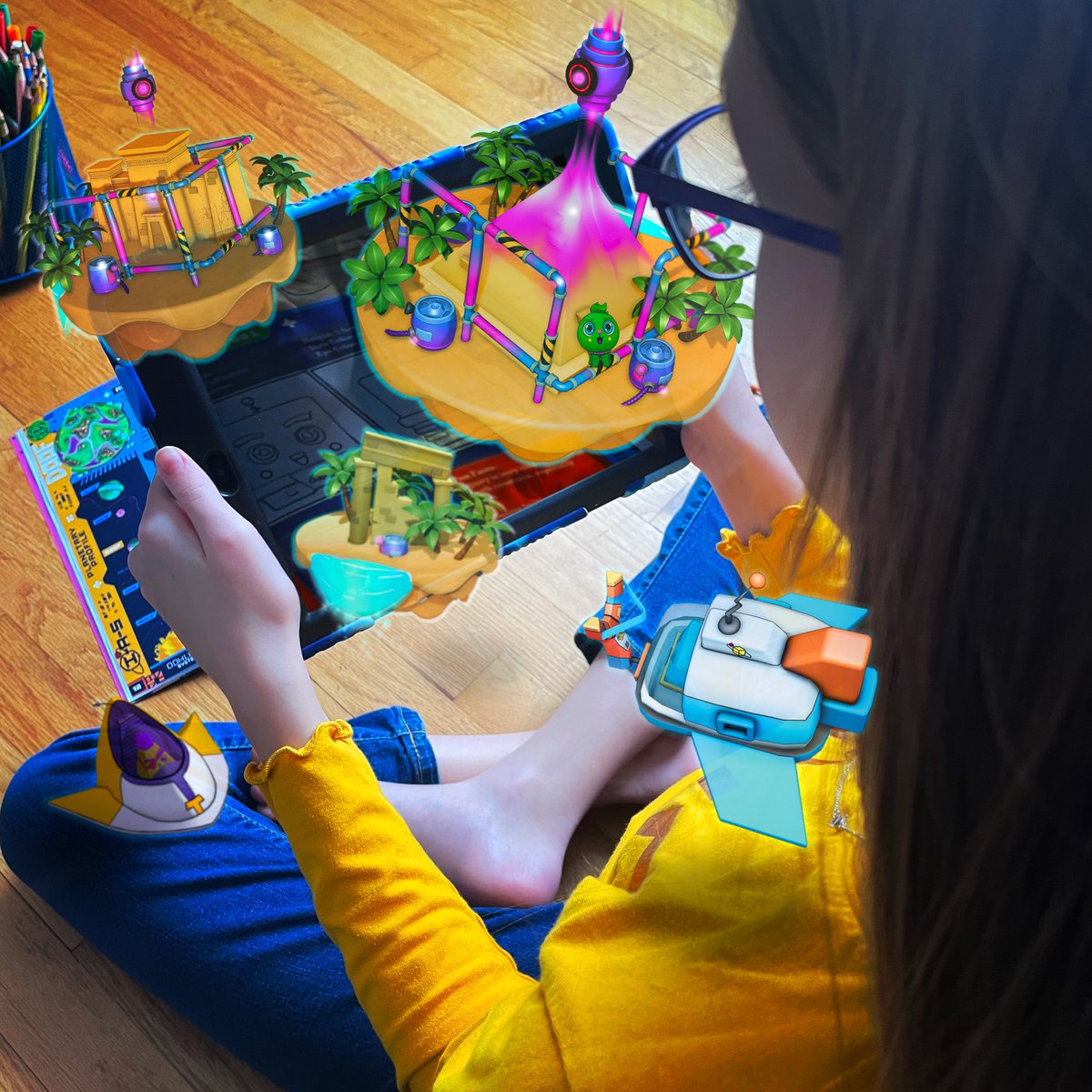 DrawAndCode's tweet image. #TBT to #Squixy - an immersive educational workbook brought to life with #augmentedreality. 📱 It takes young learners on a galactic adventure with video games and augmented reality exploration through a vibrant, sci-fi world. 🪐