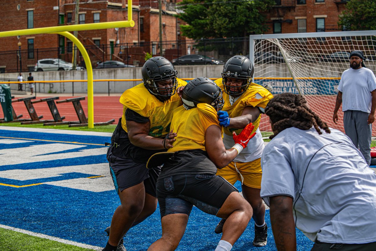 ChayseMack07's tweet image. Just working hard and Trusting God. 
#GodsTiming #GrindMode #earnednevergiven #SeniorSznLoading