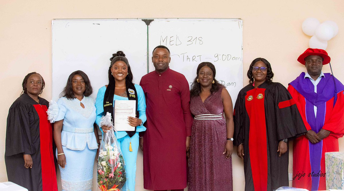 FynSimi's tweet image. 2 years paid off 🥰 the sweat, tears and sleepless nights.
Guess what … your sdg girl just bagged a Masters degree in public health and hygiene. 
My advocacy
Ps 46:5 🩵

#sdggirl #blooddonation #health #unicef #minsante #kumbagirl
