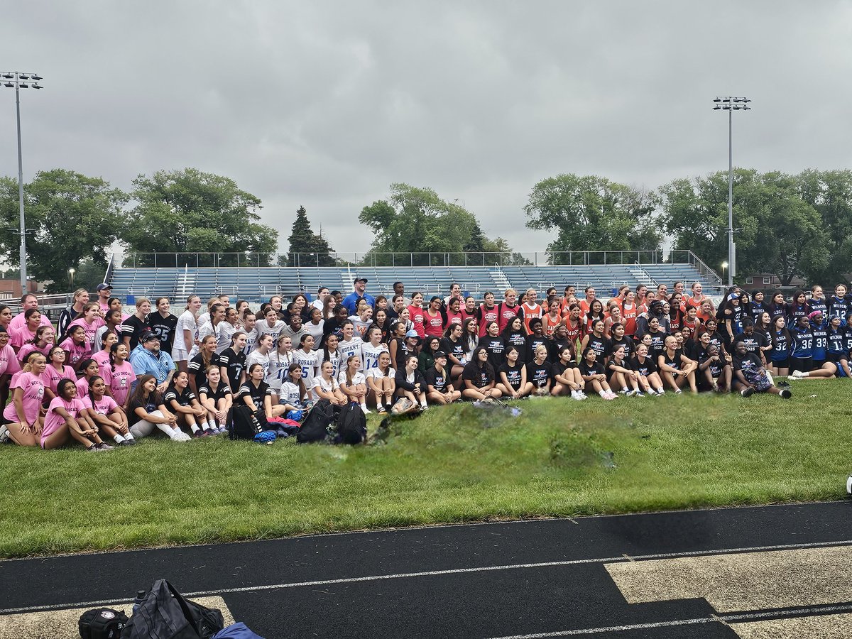 Continuing to Grow the Game! 🧡💙🐬🏈 #mainewestinvitational
#Season4loading