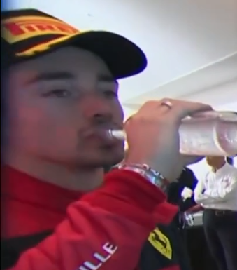 Chris (@christhecaster) on Twitter photo 