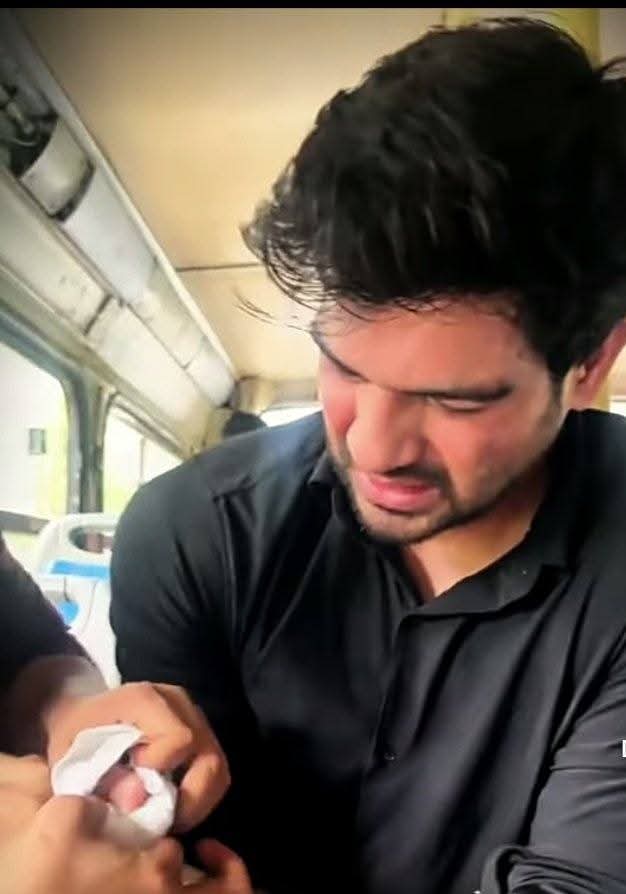 जो कभी स्कूल ना गये वो शिक्षा और शिक्षक के बारे में क्या जाने....
 #SSC_System_Sudharo