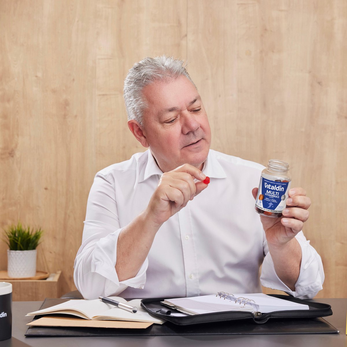 A la vuelta del verano espero poder anunciaros novedades en nuestra gama de suplementos alimentarios y nutrición deportiva #Vitaldin, pero por el momento os dejo con algunos datos y una breve reflexión sobre el crecimiento del sector nutracéutico en España linkedin.com/posts/jose-vic…