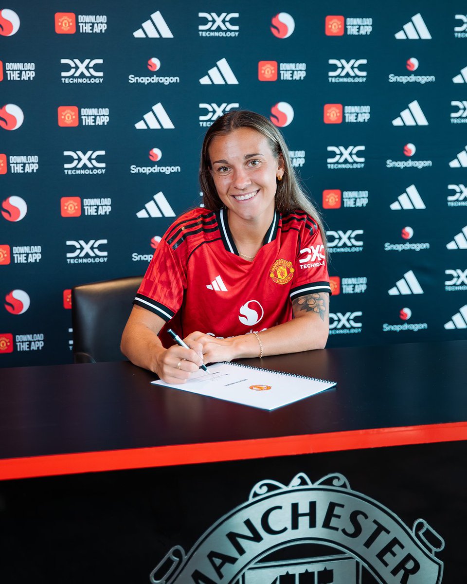Välkomna to Manchester United, Julia Zigiotti! 🇸🇪 🔴⚪️⚫️🏳️‍🌈🏳️‍⚧️ 

#MUWomen