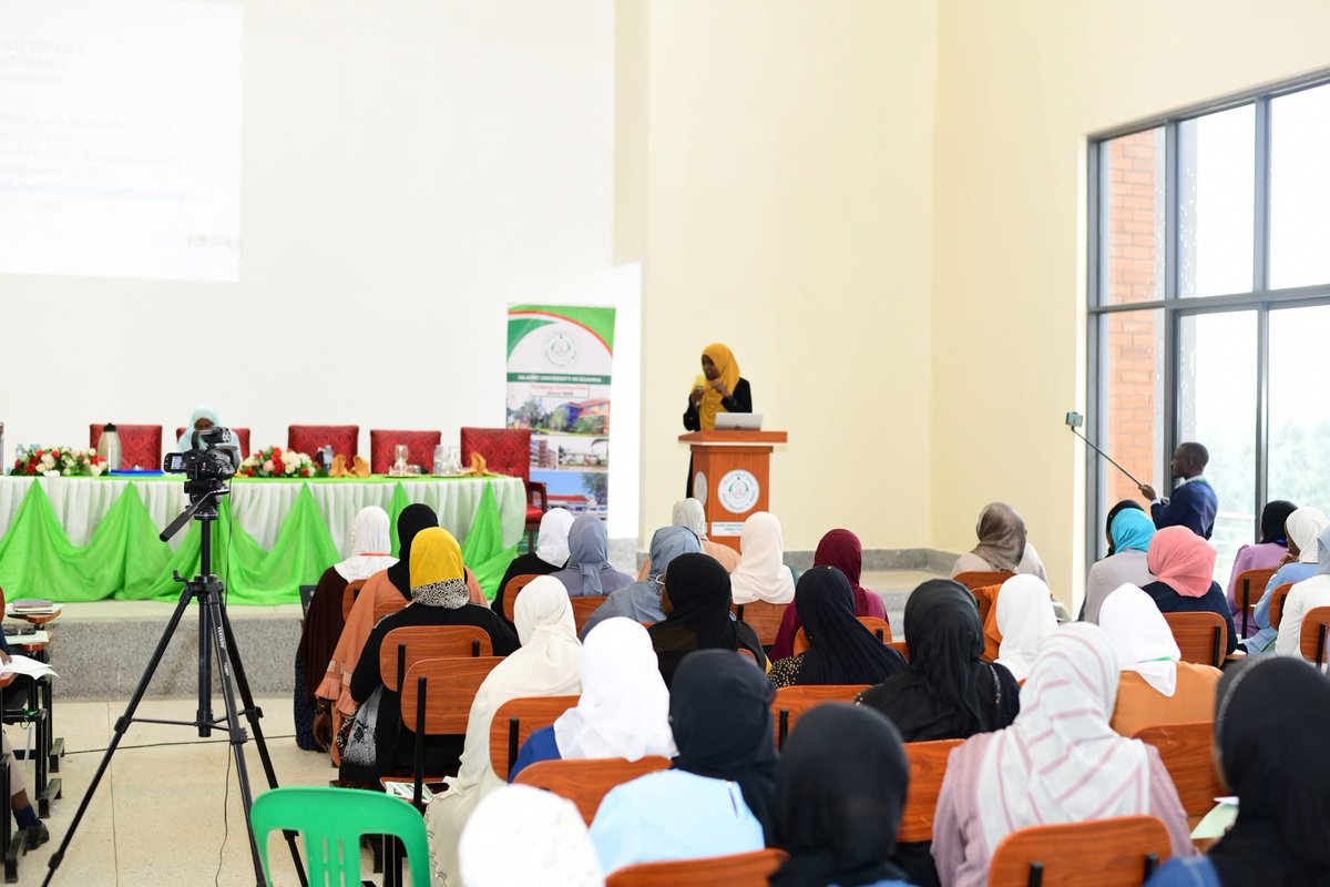 Islamic University In Uganda (@iuiuac) on Twitter photo Day three of the 15th IUIU student leadership training
Presenting now is Assoc prof Dr Nabukeera Madina the Director <a href="/iufckabojja/">Islamic University in Uganda (Females' Campus)</a>.
Her focus is on Building self-esteem and mindset change.
#islamicuniversityinuganda
#BridgingCommunities
#MyUNiversityMyPriden Day three of the 15th IUIU student leadership training
Presenting now is Assoc prof Dr Nabukeera Madina the Director <a href="/iufckabojja/">Islamic University in Uganda (Females' Campus)</a>.
Her focus is on Building self-esteem and mindset change.
#islamicuniversityinuganda
#BridgingCommunities
#MyUNiversityMyPriden