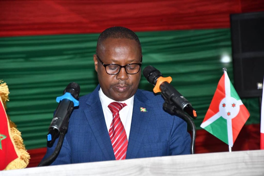 MarocauBurundi's tweet image. Lors des Cérémonies de la Célébration du 26ème Anniversaire de Sa Majesté le Roi Mohammed VI, Que Dieu l'Assiste, au #Trône de ses Glorieux Ancêtres organisée à #Bujumbura le 30 Juillet 2025 en présence de l'Assistant du Ministre des Affaires Etrangères S.E.M Syldie #MANIREREKANA