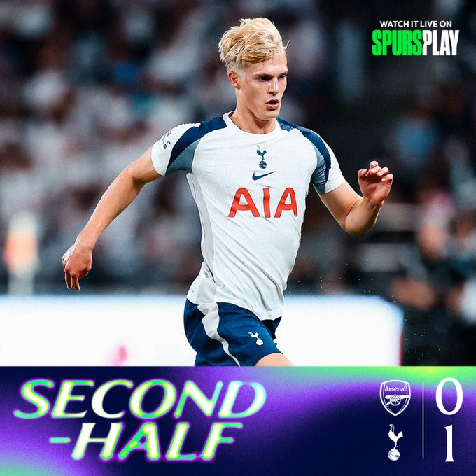 Kembali ke lapangan 🙌

🔫0⃣-1⃣🤍

#SpursID