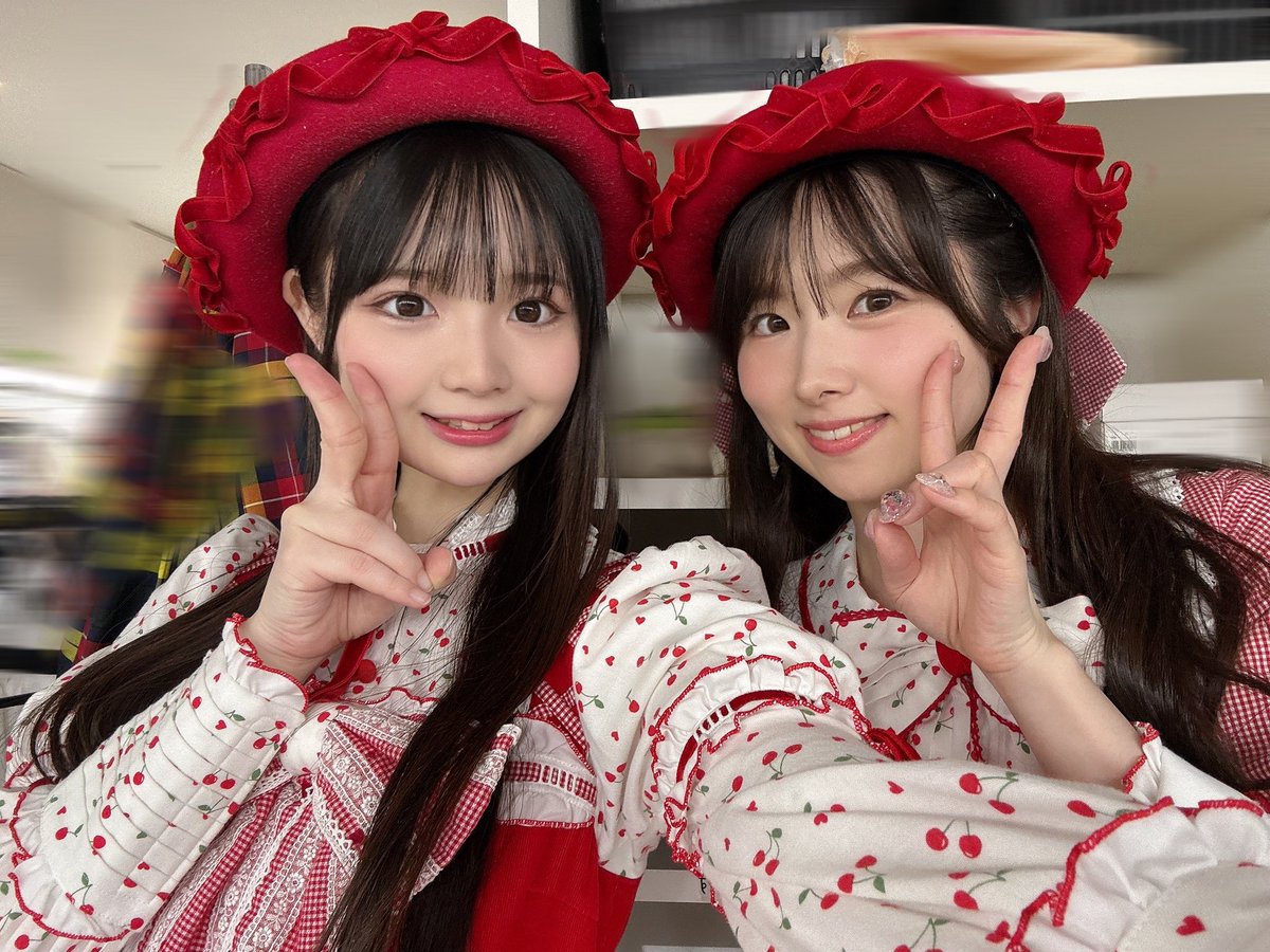 「ここからだ」公演ありがとうございました！！

久しぶりの劇場公演でとっても楽しかったです❕💗
初めて一緒に出演する先輩もいて嬉しかったー！！！(՞ ܸ. .ܸ՞)