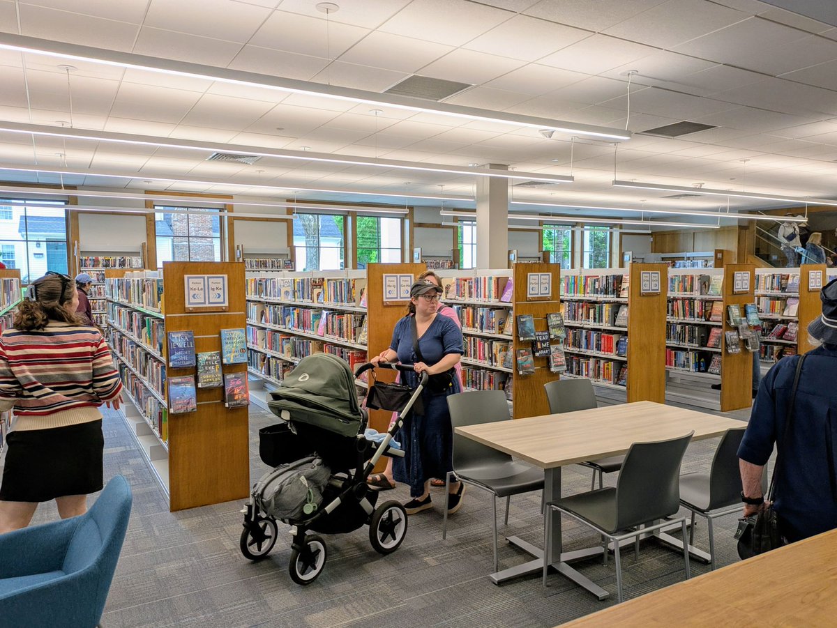 Extra, extra, read all about it!

The ribbon was cut at the Town of Sharon, MA’s new Public Library, a vibrant community resource that CHA successfully led to completion. We’re pleased to join local representatives to celebrate the opening of this space for all. #theCHAway