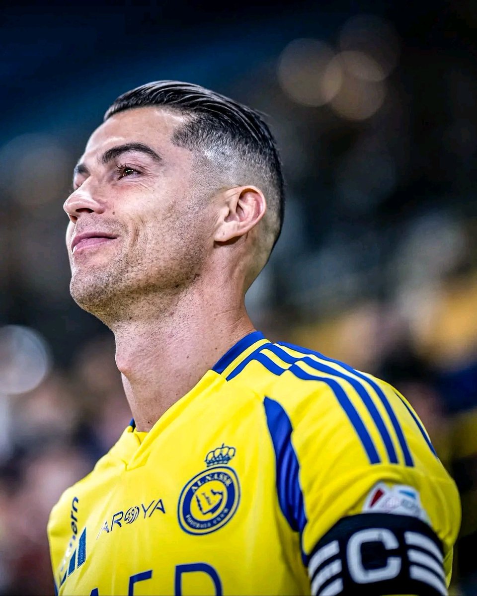 TeamCRonaldo's tweet photo. Cristiano Ronaldo reminded us last night that he's coming for that 1000 faster than ever. 🥶🔥 https://t.co/IQVtliFmAN