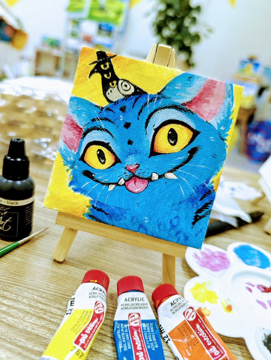 #KPOPDEMONHUNTERS 
I love this silly blue guy xD